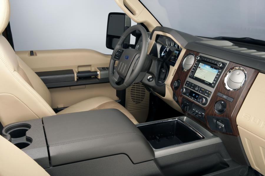  Ford F-250 Super Duty 2011 года  (фото 38 из 89)